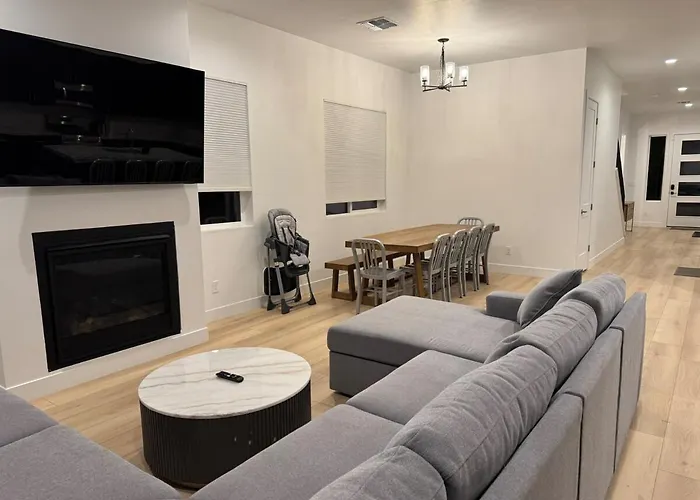 Mountain Pines Getaway * Flagstaff